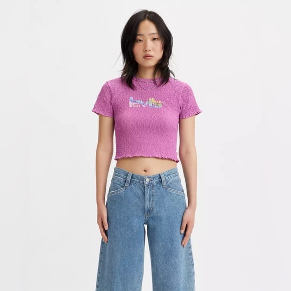 Levi's Tops - Levi's Purple Stretchy Crop Top